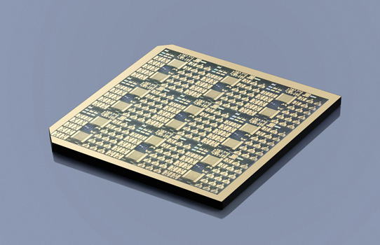 Gallium oxide chip with lateral transistor and measurement structures, fabricated at FBH by projection lithography. ForMikro-GoNext targets a vertical device architecture. (©FBH/schurian.com)