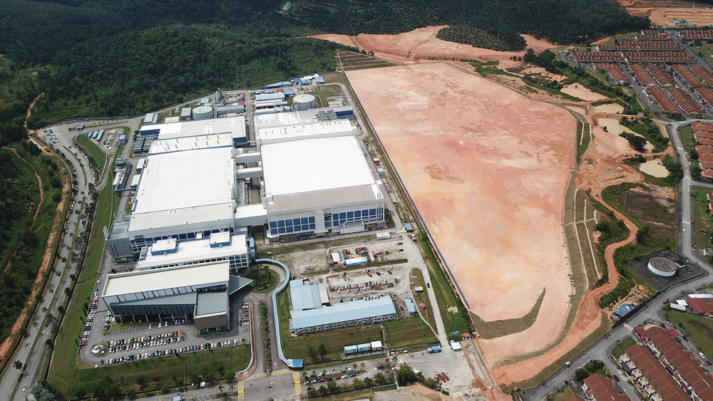 Aerial view of Infineon’s front-end fab in Kulim, Malaysia. 