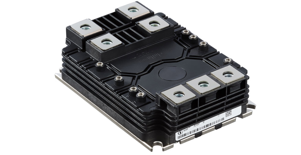 The newly developed CoolSiC XHP2 module family enables significant energy savings, e.g. in industrial power generation in solar parks or wind turbines. 