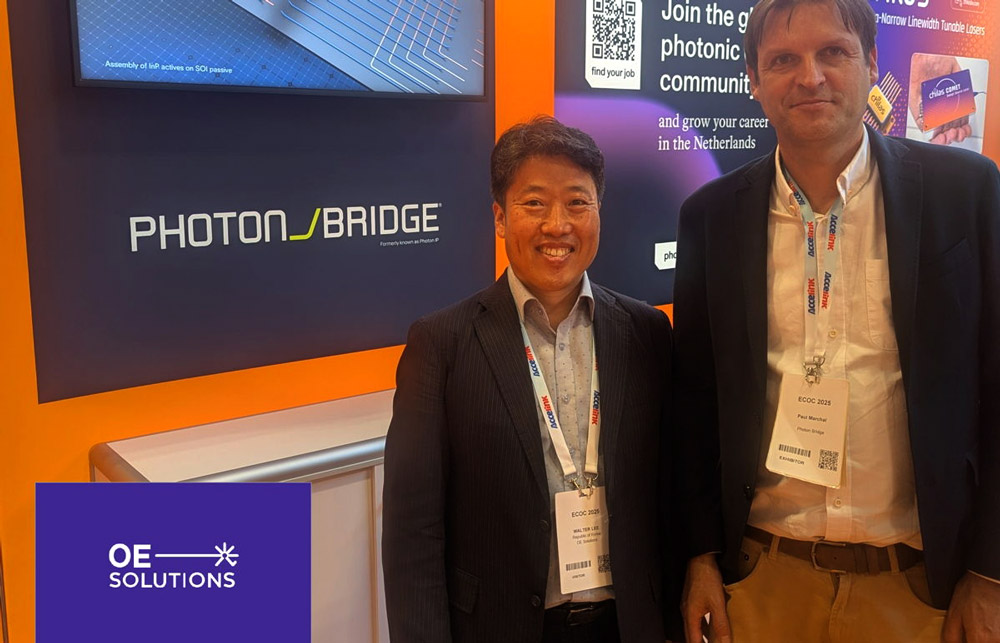 Photon Bridge’s CEO Paul Marchal joins OE Solutions global chief marketing officer Walter Lee at ECOC 2025